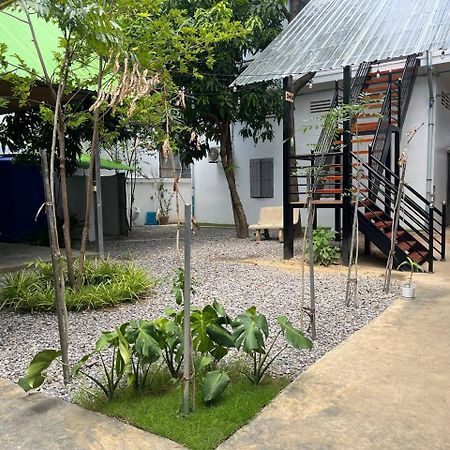 Por Chey Guesthouse Battambang Exterior photo