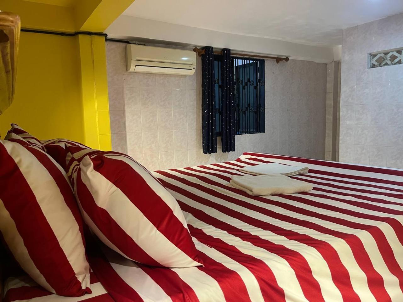 Por Chey Guesthouse Battambang Exterior photo