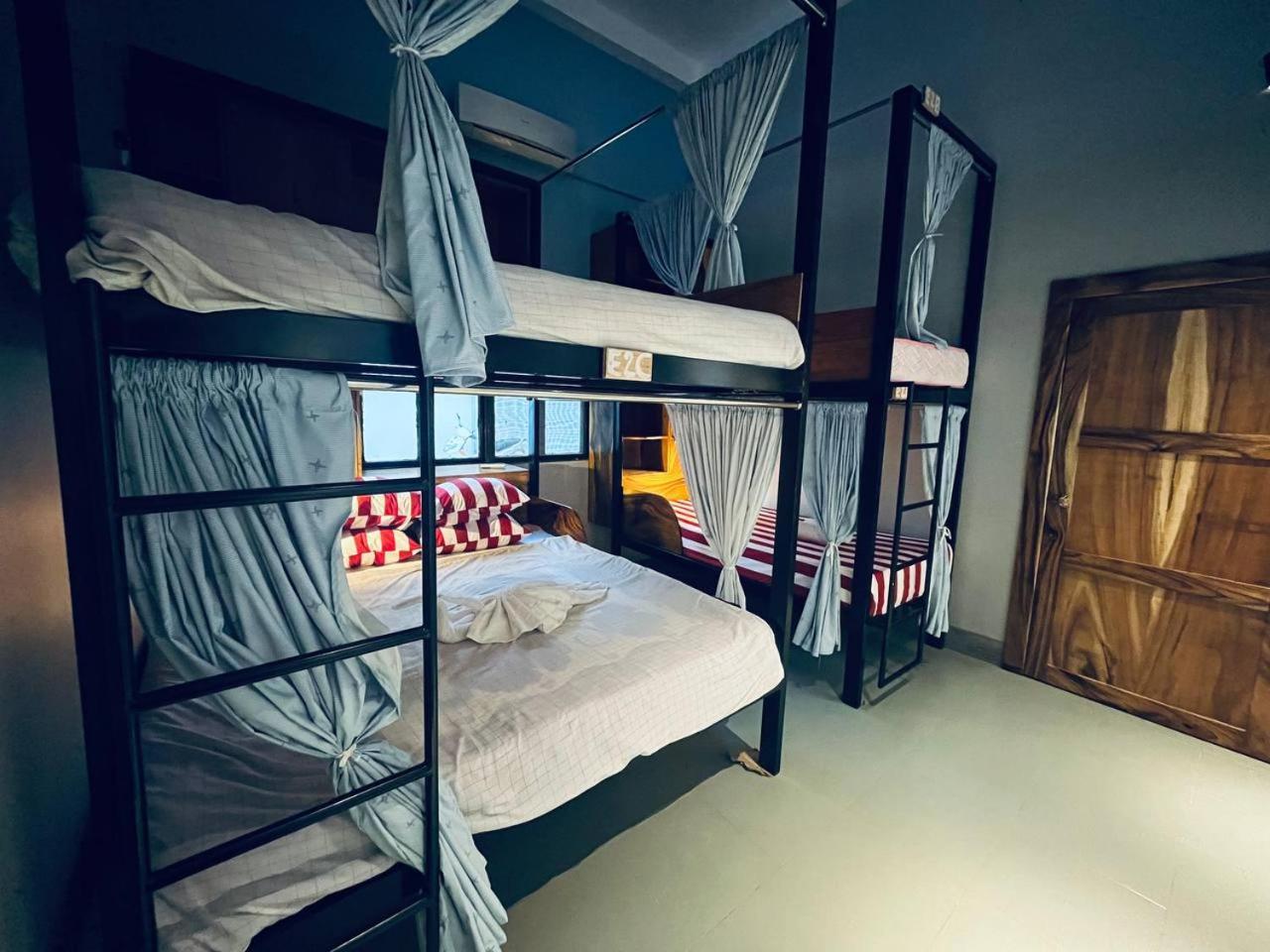 Por Chey Guesthouse Battambang Exterior photo
