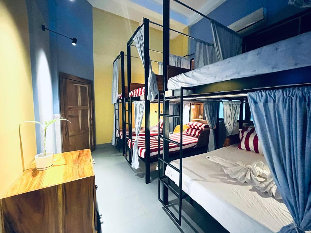 Por Chey Guesthouse Battambang Exterior photo