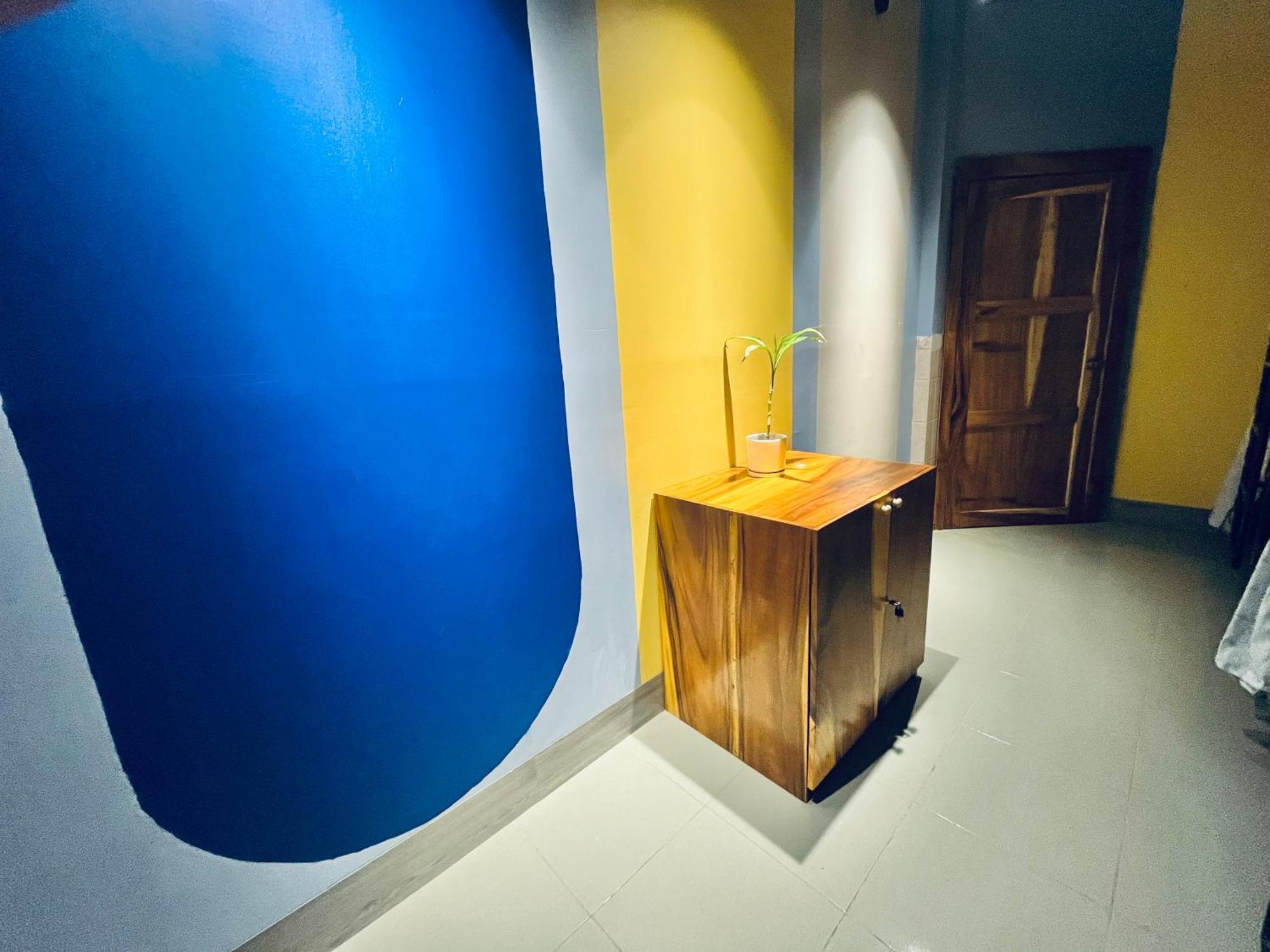 Por Chey Guesthouse Battambang Exterior photo
